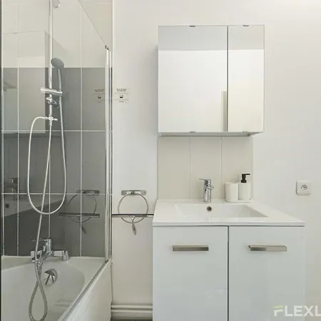 Flexliving - Whole - Mouchez * Paris